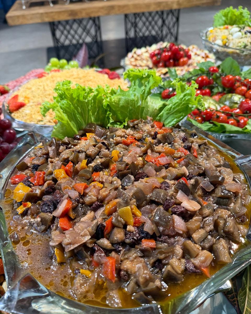 Prato completo de ossobuco com acompanhamentos